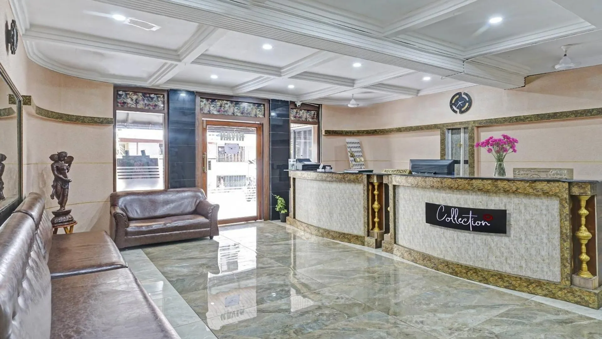 Hotel Capital O Rayan Plaza Kochi
