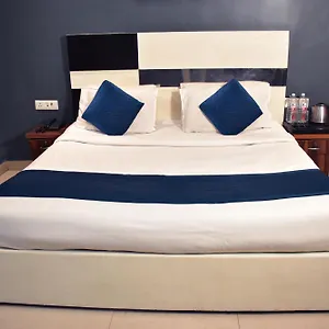 Qotel Comfort Church House Rohini Sector 15 Hotel