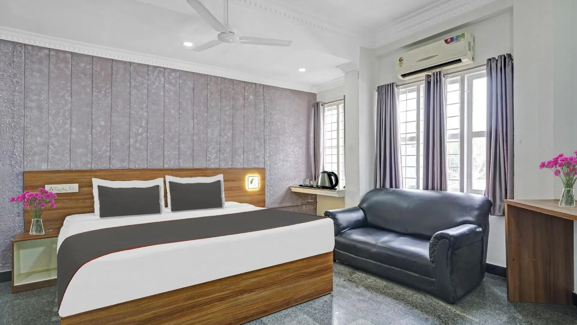 Capital O Rayan Plaza Hotel Kochi 3*,  India