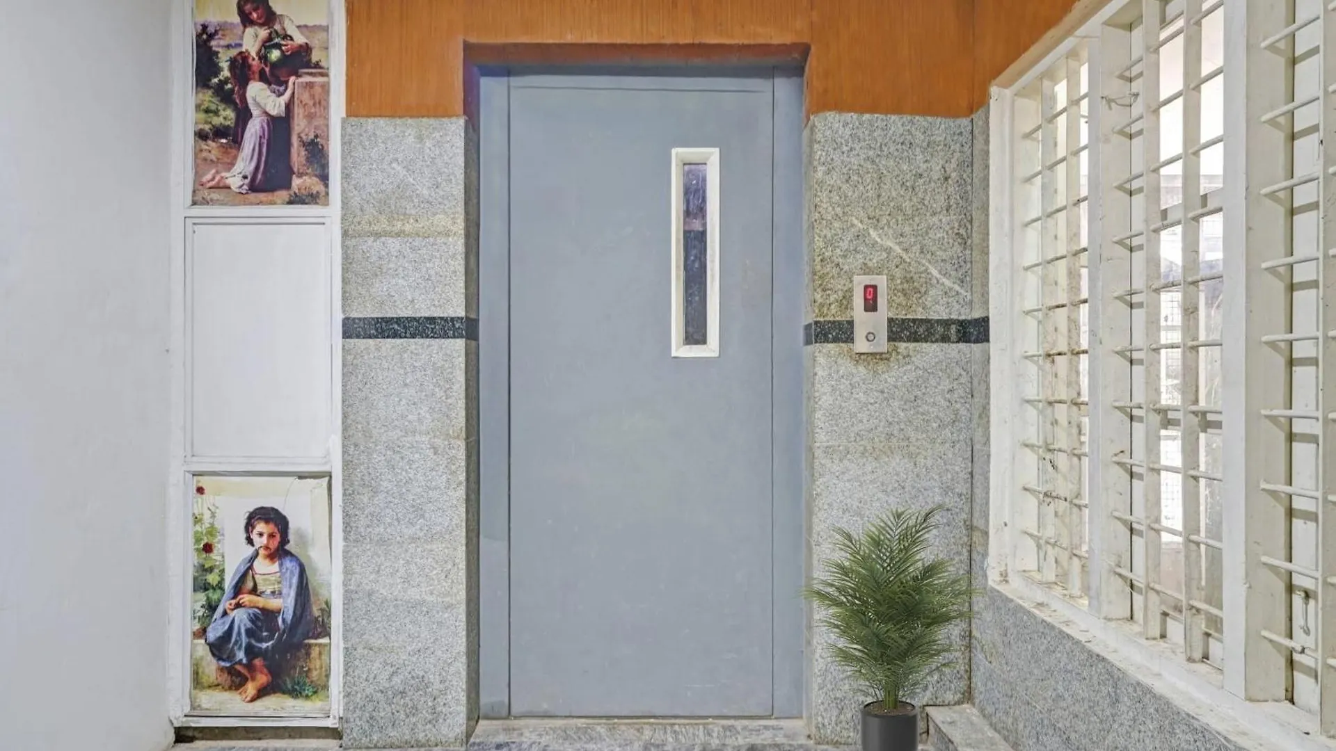 ***  Capital O Rayan Plaza Hotel Kochi India