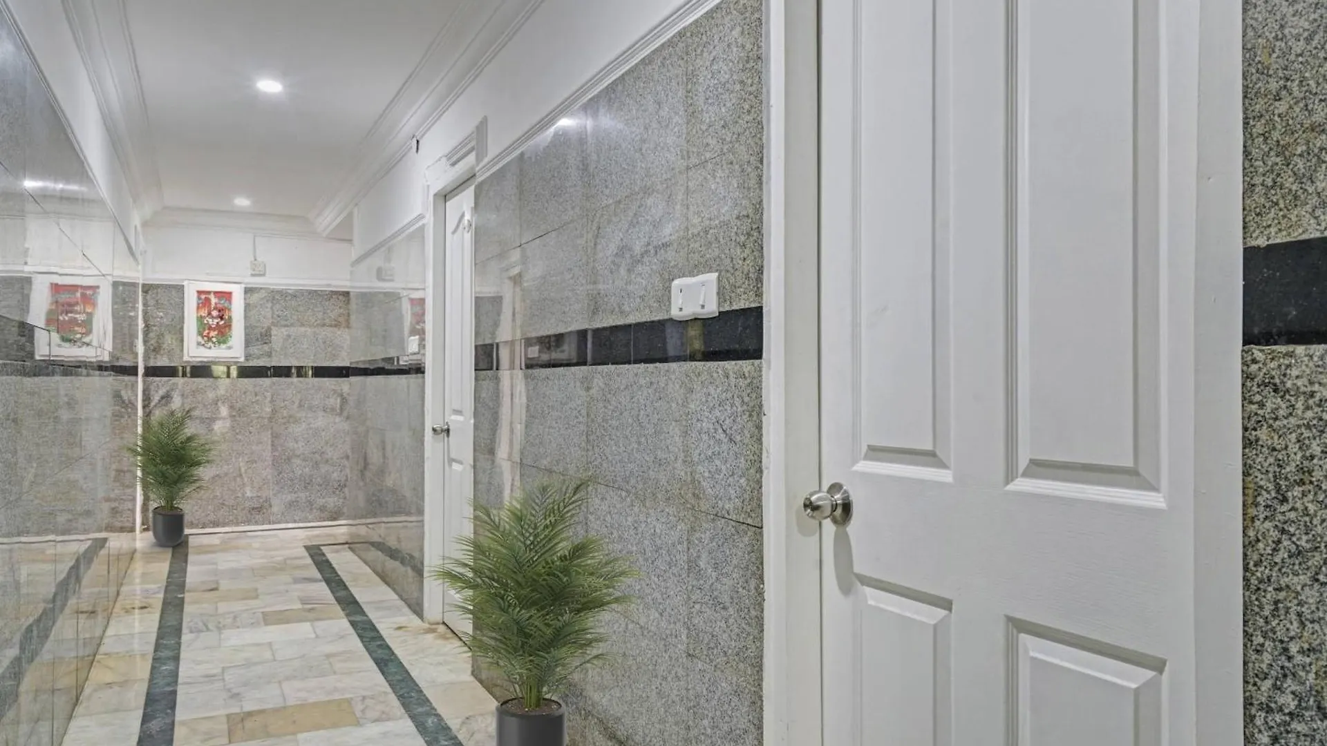 Capital O Rayan Plaza Hotel Kochi 3*,